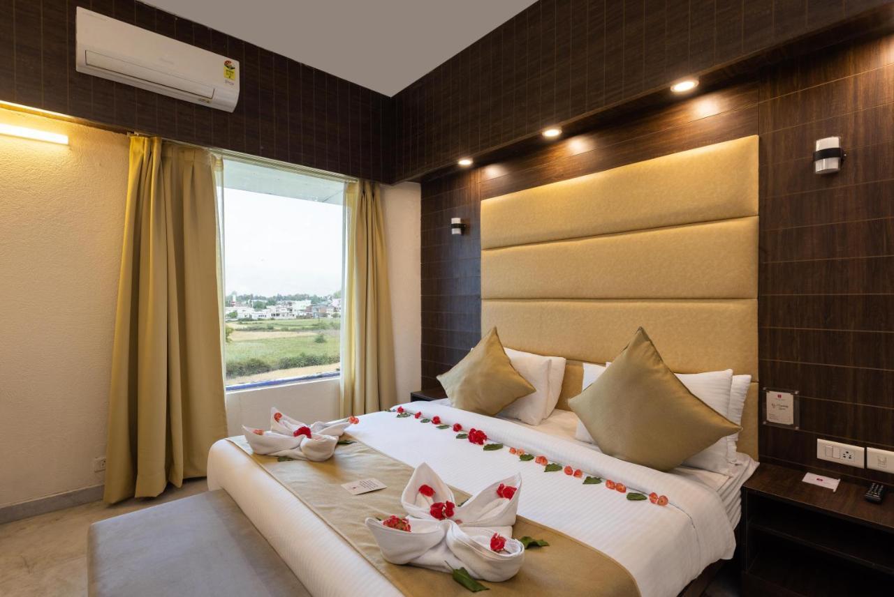 The Solitaire Dehradun Luaran gambar