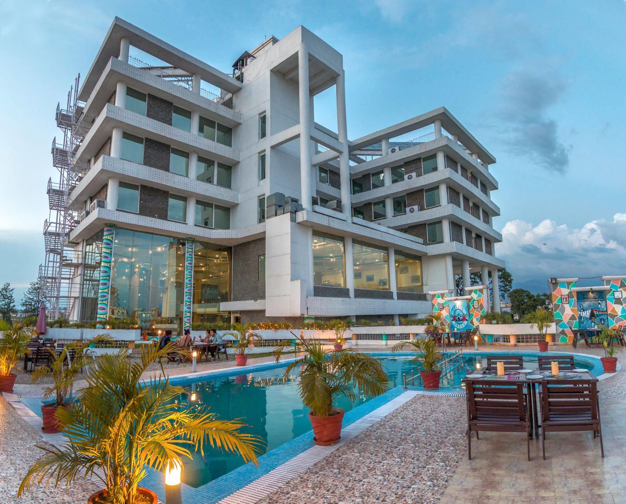 The Solitaire Dehradun Luaran gambar
